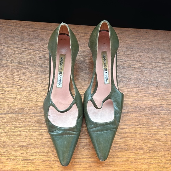 Manolo Blahnik leather heels - Picture 9 of 10
